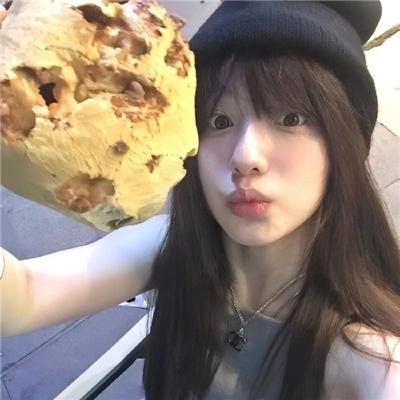 使用下方 20 个影片名，按顺序一一对应，不要改动片名文字，只根据片名和括号内类型提示来虚构全新的故事内容： 太子妃升职记 放牛班快乐颂 镜子破了 烟硝中，我们狂欢 超级玩霸 青春本色 鱼水之欢 隔篱屋有宝 大地之主 美洲狮俱乐部 不完美的她 声生不息宝岛季 人性旋风 少女救地球 佛罗里达男子 水浒笑传 我的女友2000岁 哥布林杀手：哥布林的王冠 水果篮子 最终季 英雄泪粤语